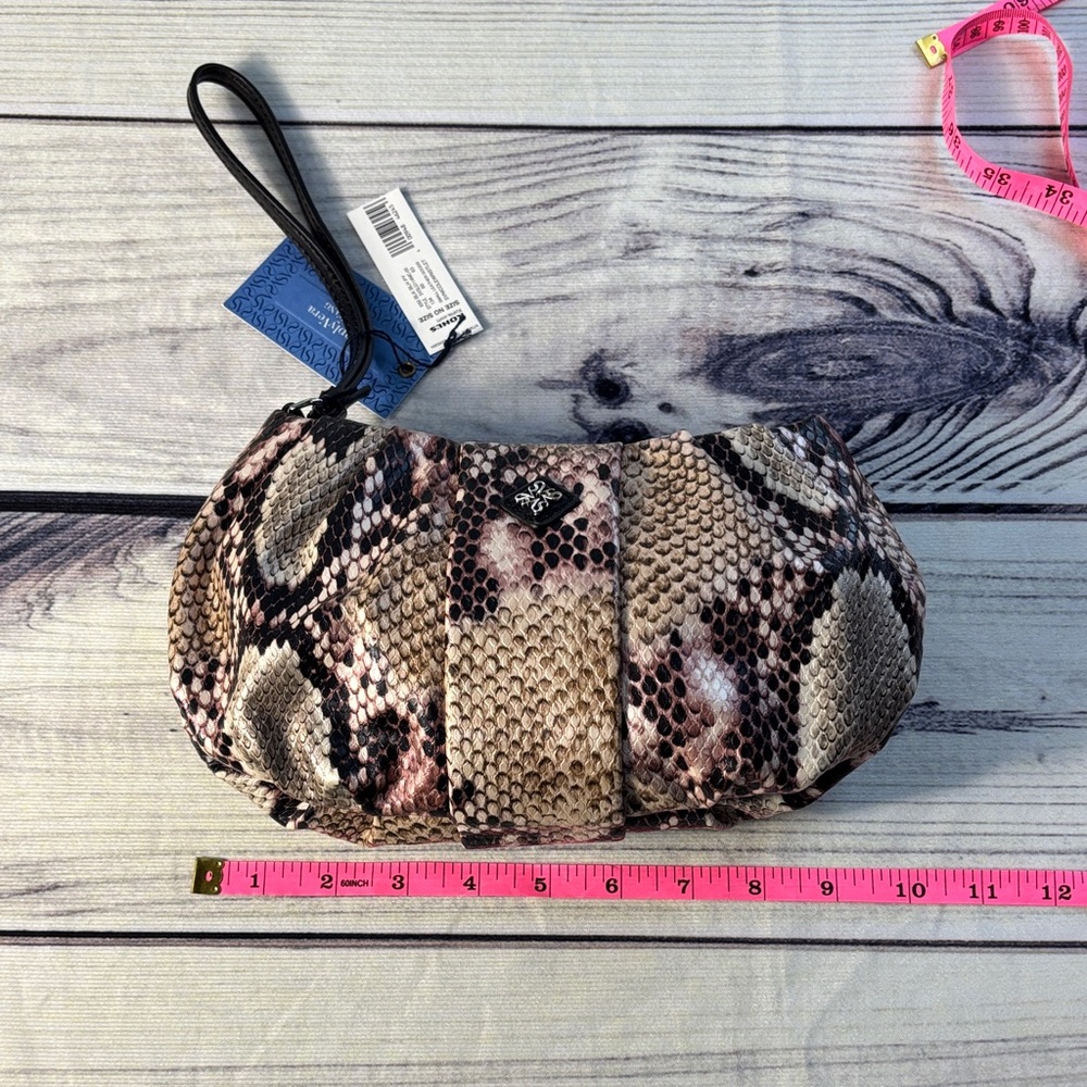 Simply Vera Vera Wang Blue Textured Clutch - Picture 7 of 8